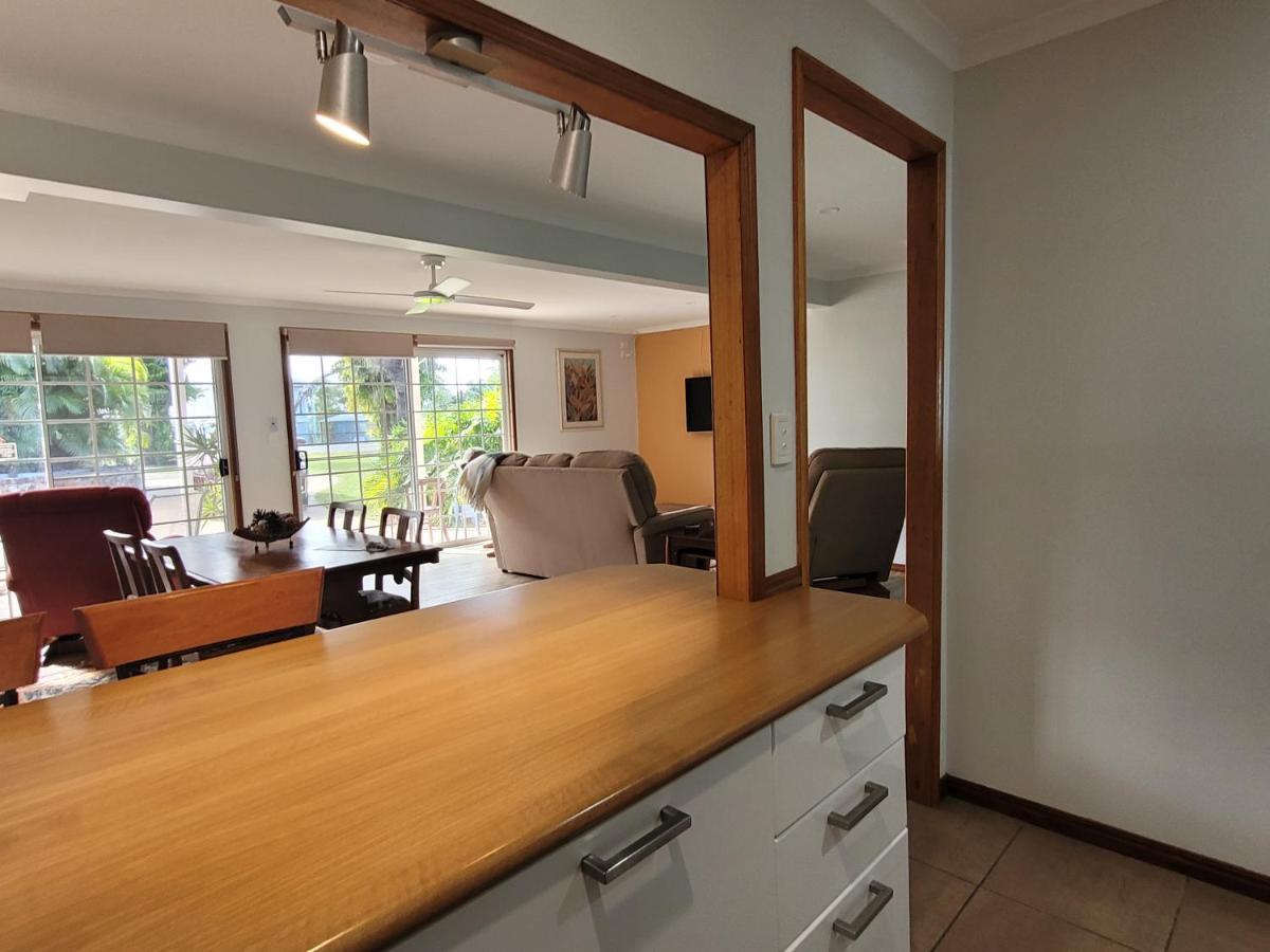 River Heads Appartment Luaran gambar